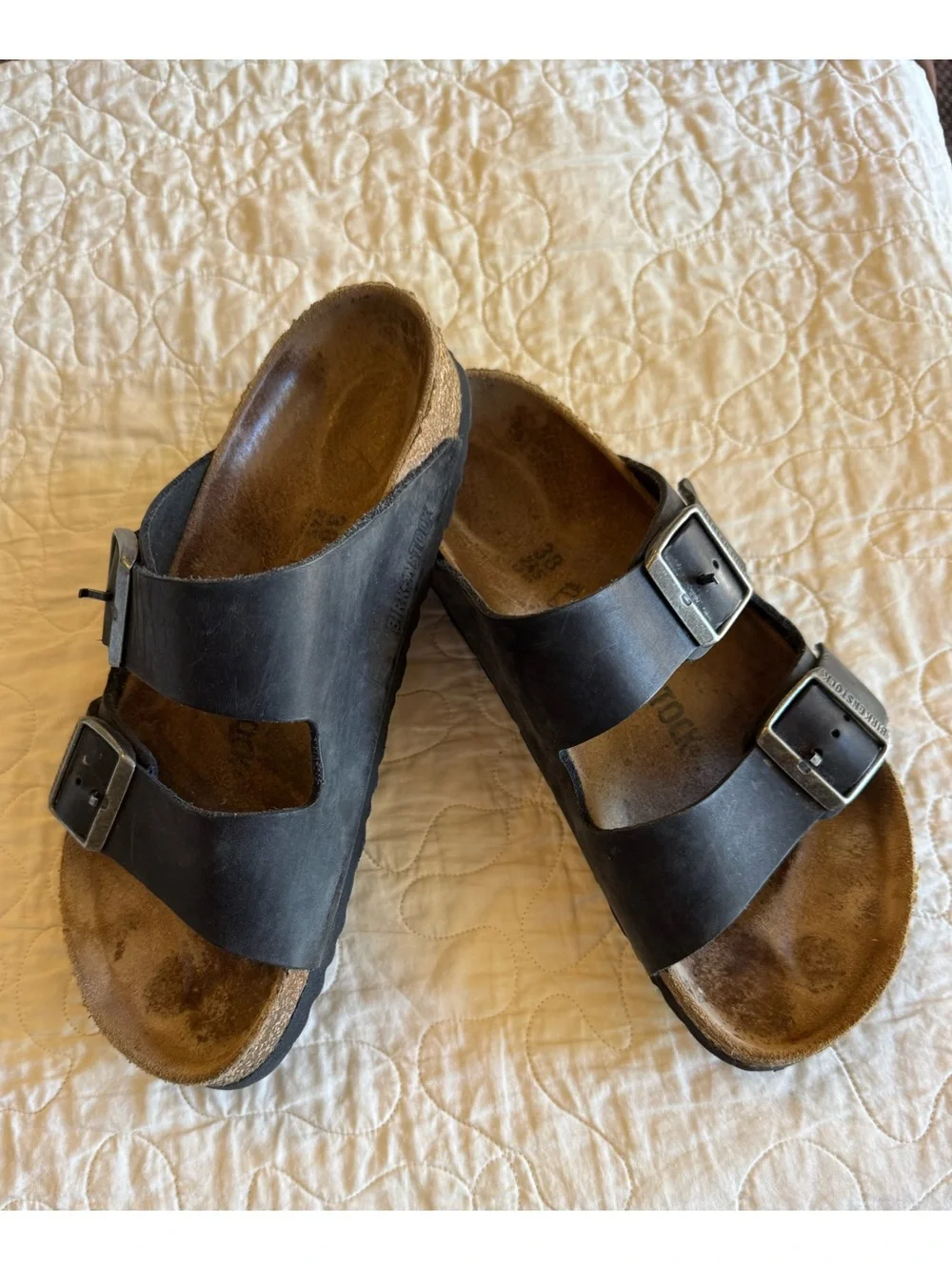 Birkenstock Arizona Sandals        size 38